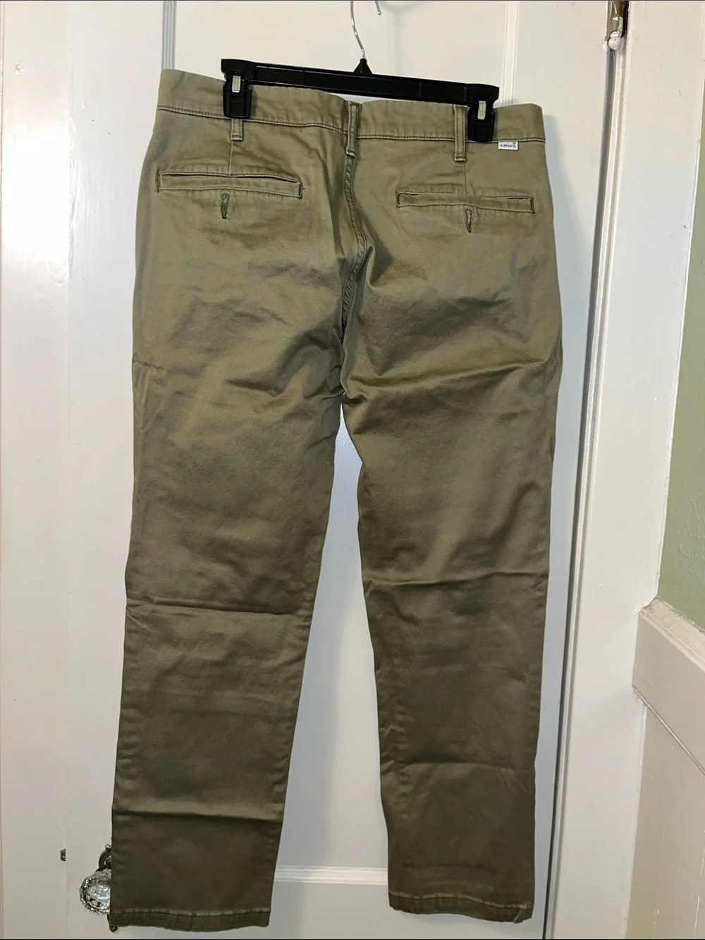 Levi's Olive Chino Pants - Straight Fit